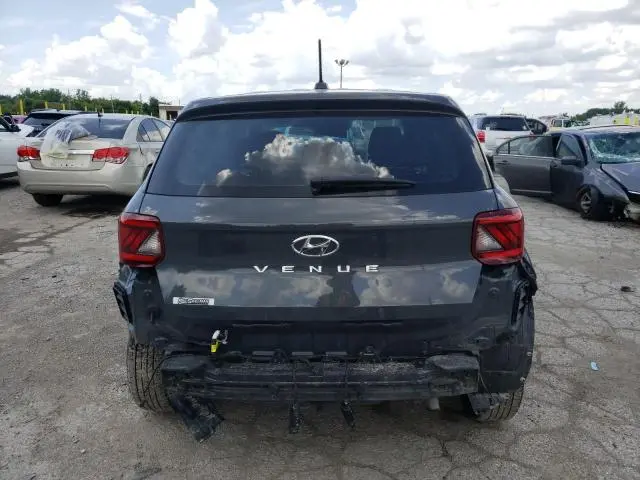 2024 HYUNDAI VENUE SE  