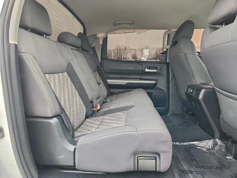 2020 TOYOTA TUNDRA SR5  