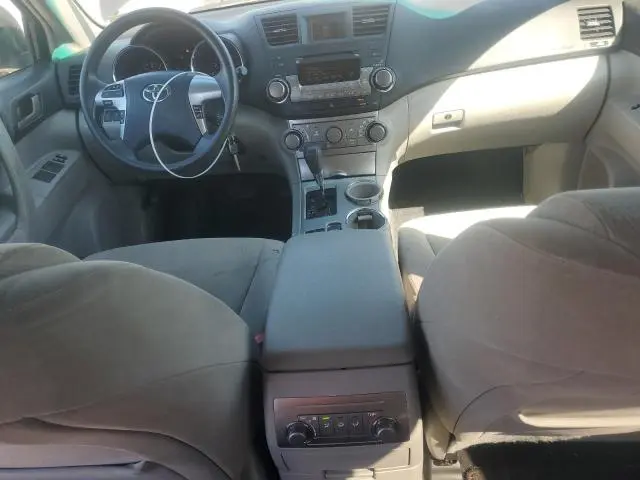 2011 TOYOTA HIGHLANDER BASE  