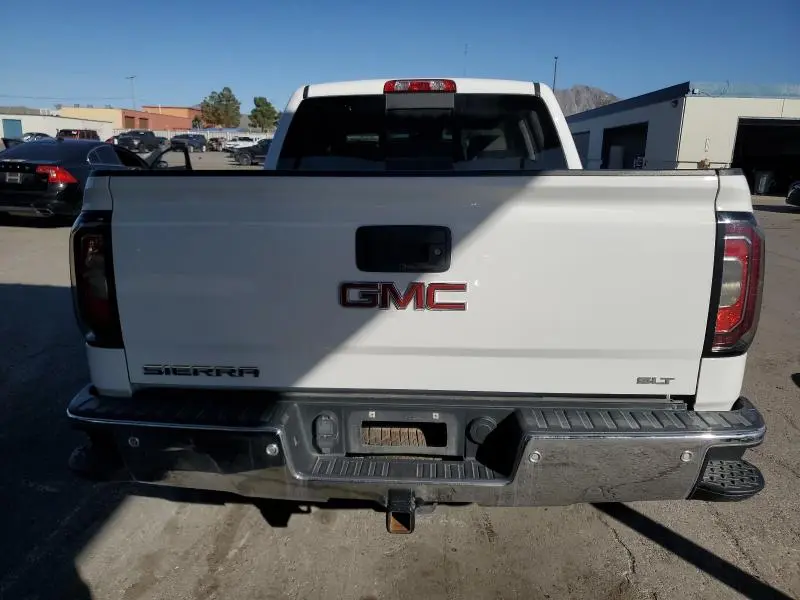 2018 GMC SIERRA K1500 SLT  