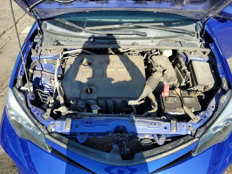 2017 TOYOTA COROLLA SE  
