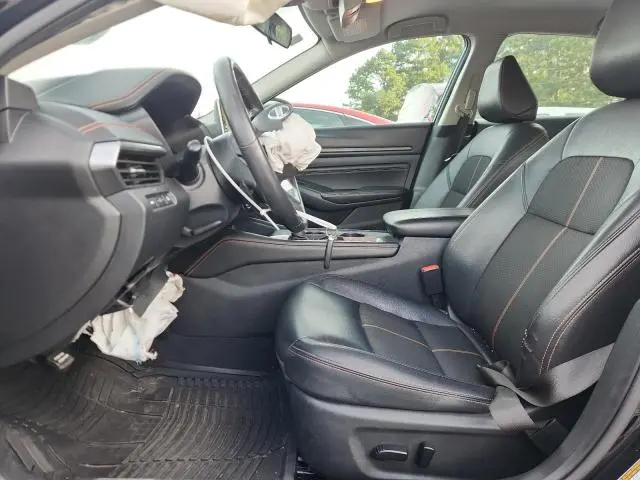 2021 NISSAN ALTIMA SR  