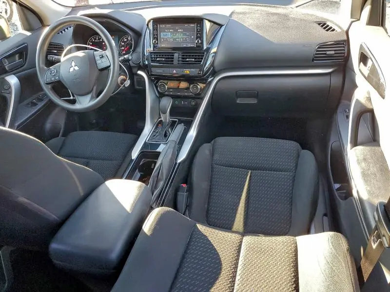 2022 MITSUBISHI ECLIPSE CROSS ES  