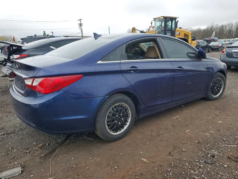 2011 HYUNDAI SONATA   