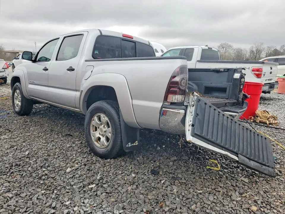 2011 TOYOTA TACOMA V6  