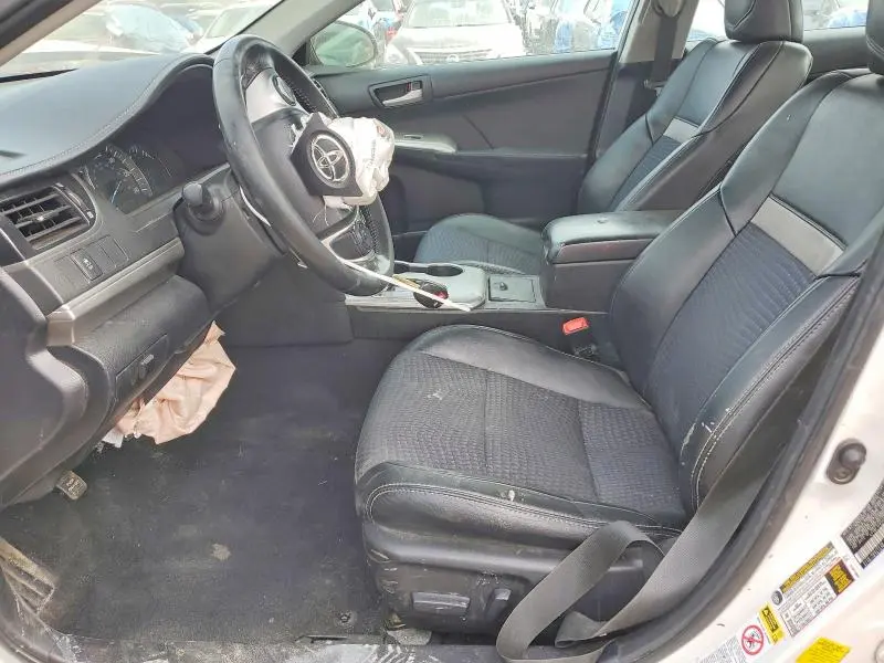 2012 TOYOTA CAMRY SE  