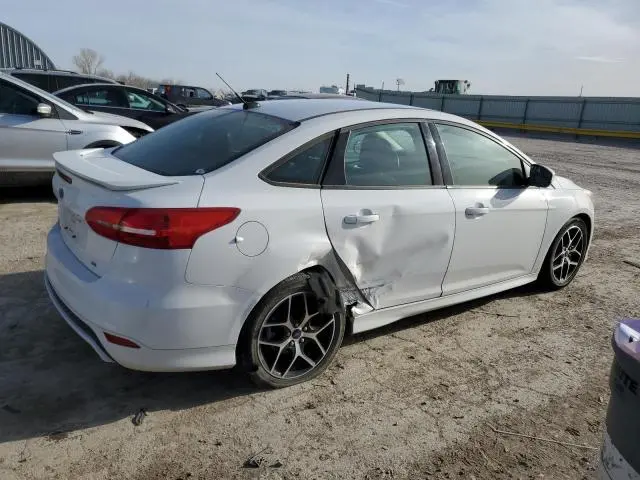 2015 FORD FOCUS SE  