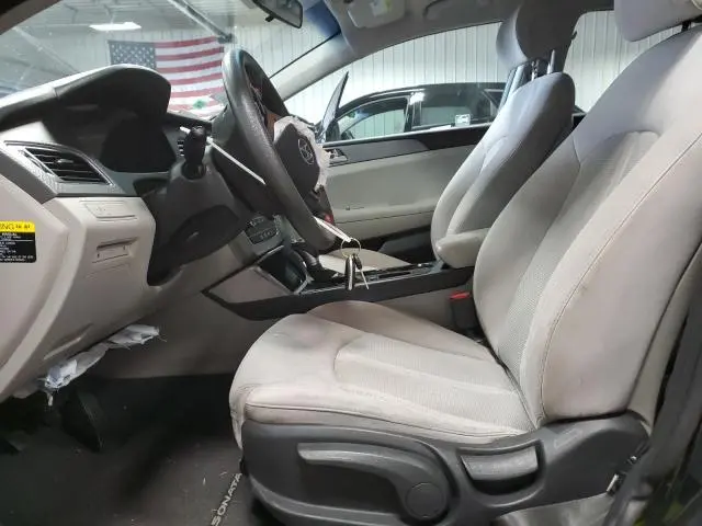 2017 HYUNDAI SONATA SE  