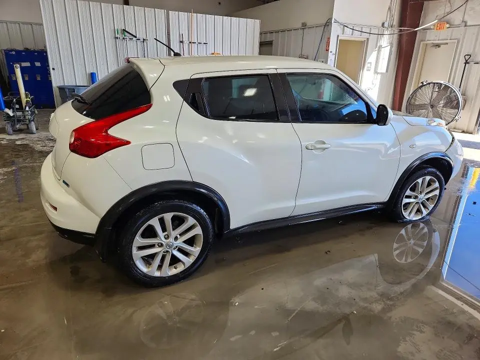 2014 NISSAN JUKE S  