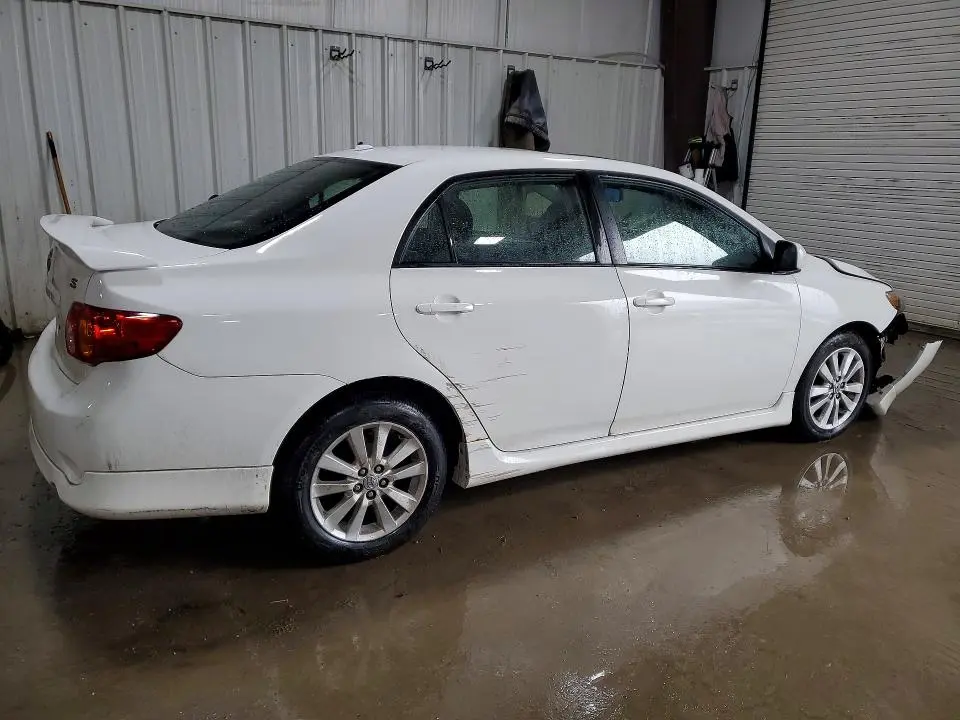 2010 TOYOTA COROLLA BASE  