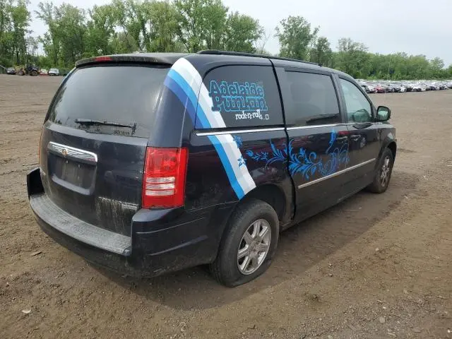 2010 CHRYSLER TOWN & COUNTRY TOURING  