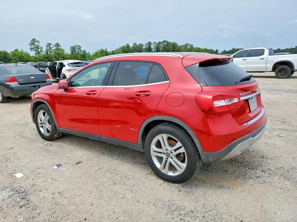 2020 MERCEDES-BENZ GLA 250  