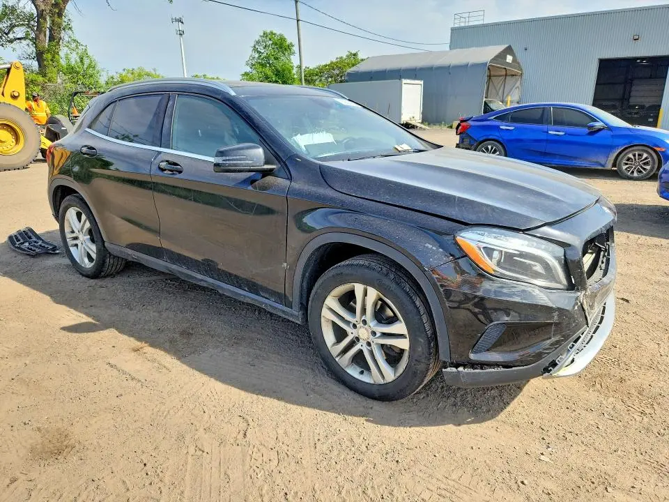 2015 MERCEDES-BENZ GLA 250 4MATIC  