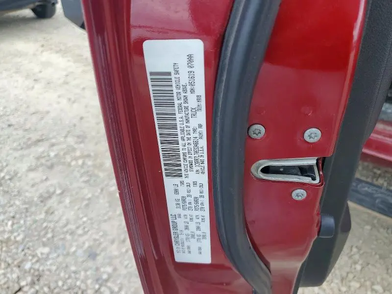 2014 RAM 1500 SLT  