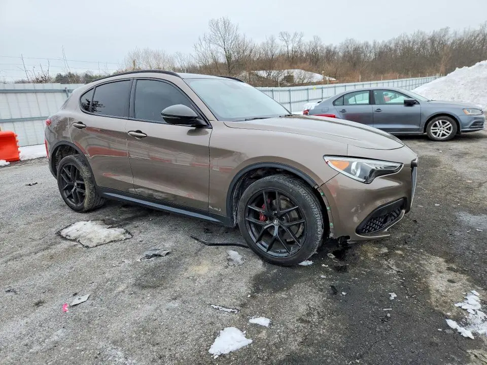 2019 ALFA ROMEO STELVIO TI  