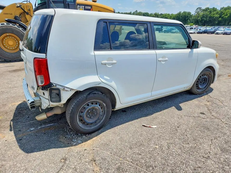 2011 TOYOTA SCION XB  