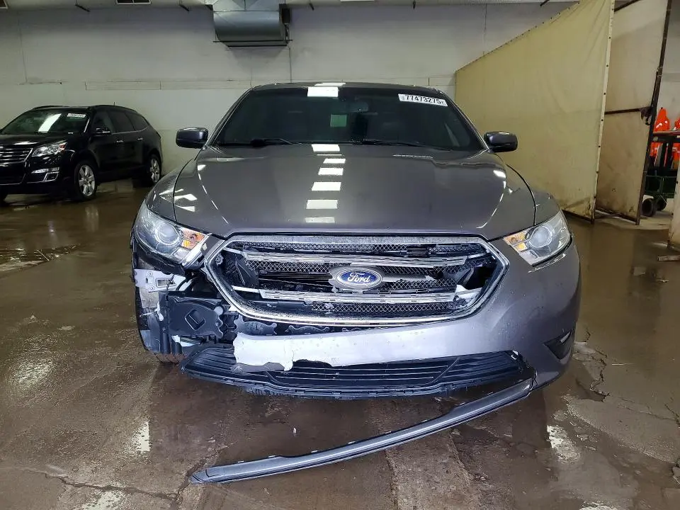 2013 FORD TAURUS SEL  