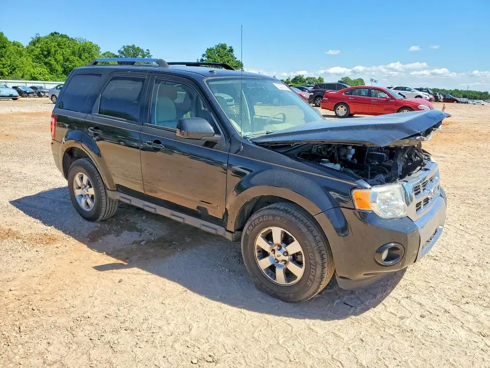 2010 FORD ESCAPE LIMITED  