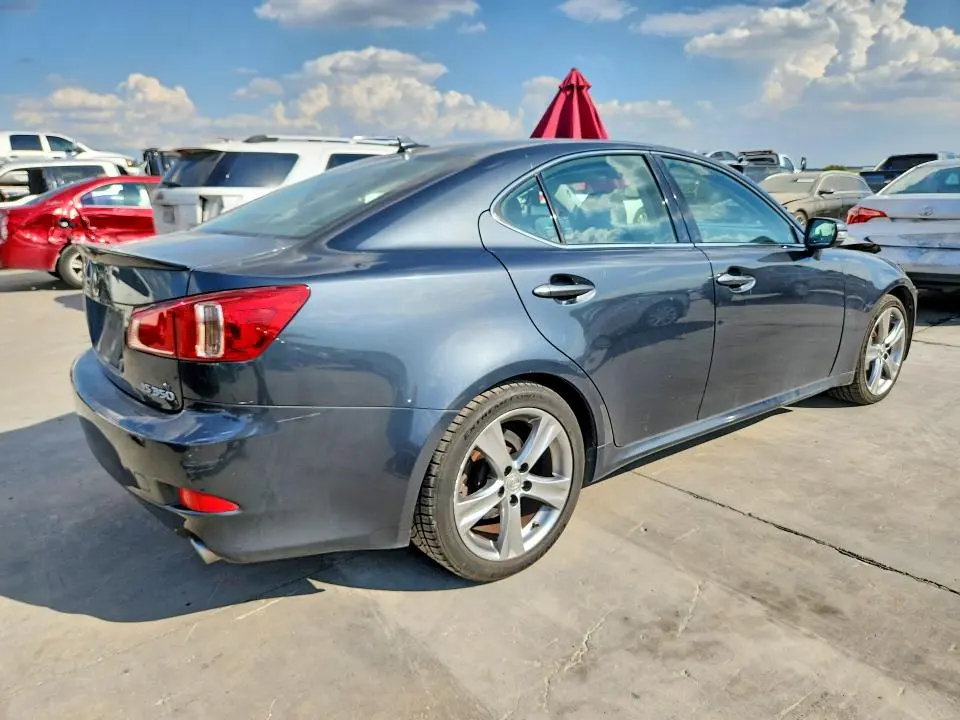 2011 LEXUS IS 350  