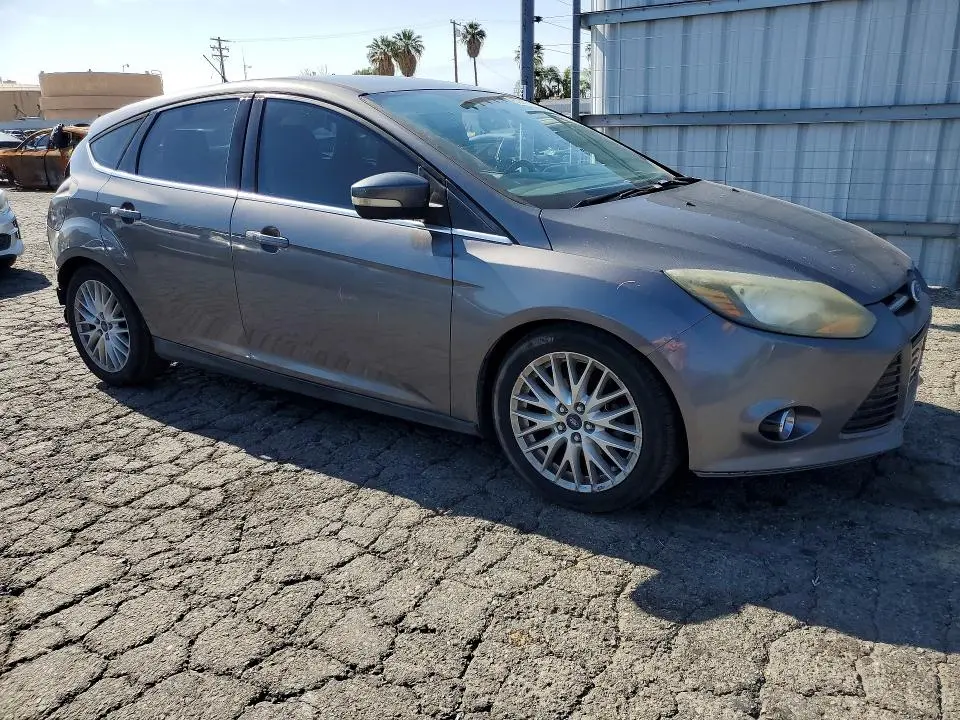 2014 FORD FOCUS TITANIUM  