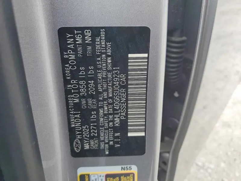 2025 HYUNDAI ELANTRA SE  