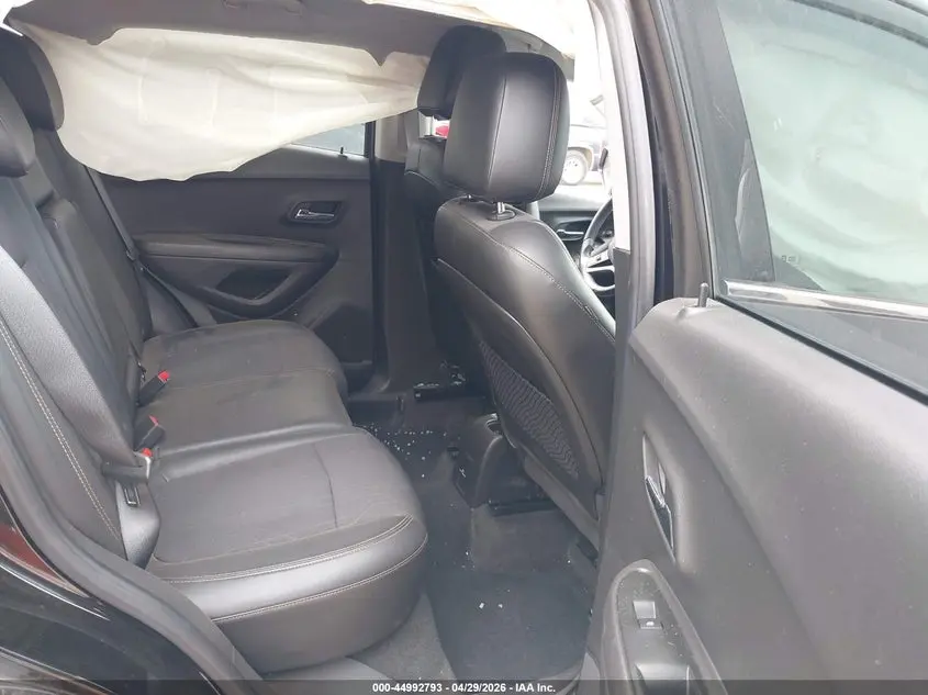 2020 CHEVROLET TRAX AWD LT