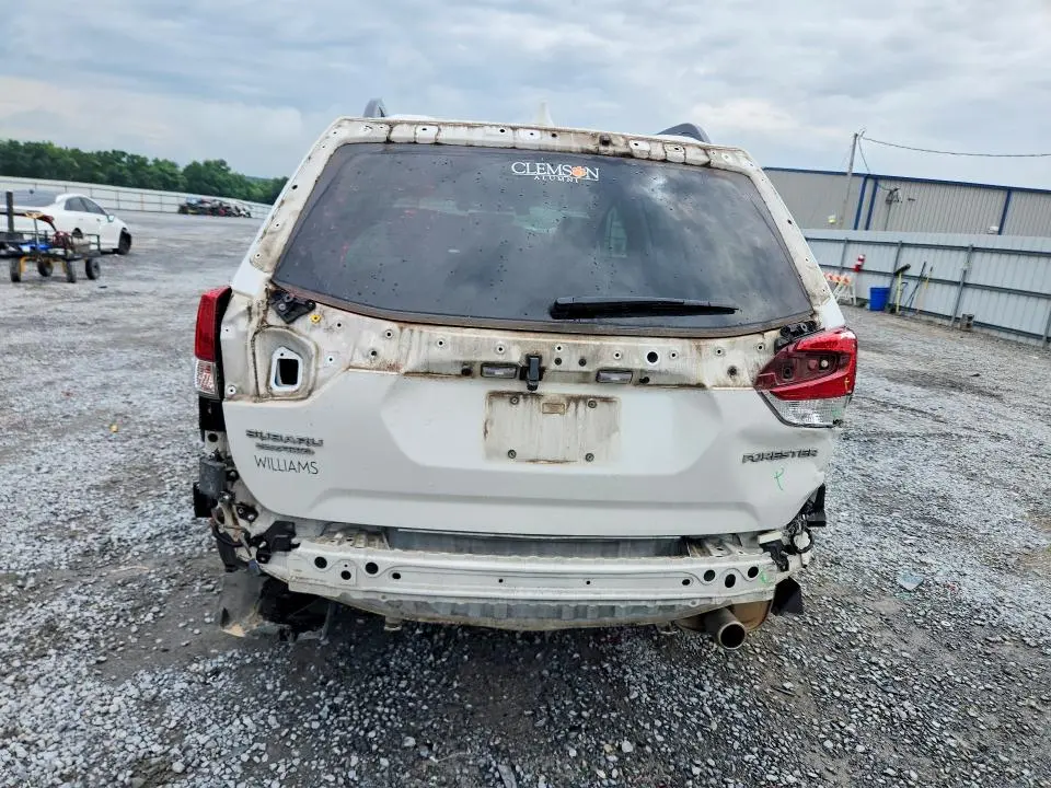 2021 SUBARU FORESTER LIMITED  