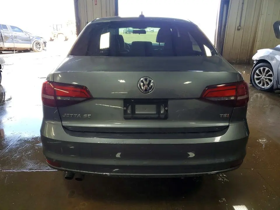 2016 VOLKSWAGEN JETTA SE  