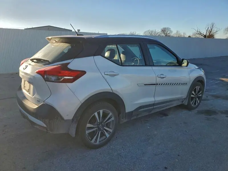 2019 NISSAN KICKS S  