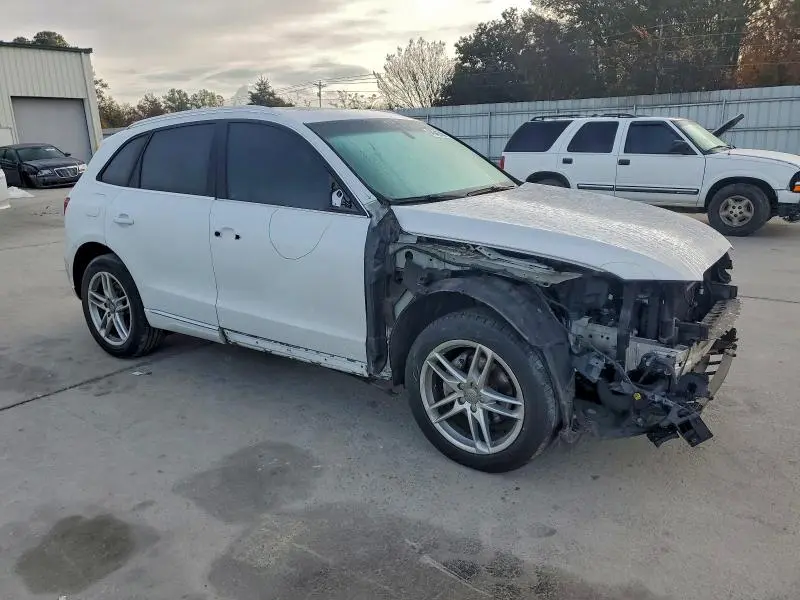 2013 AUDI Q5 PREMIUM PLUS  