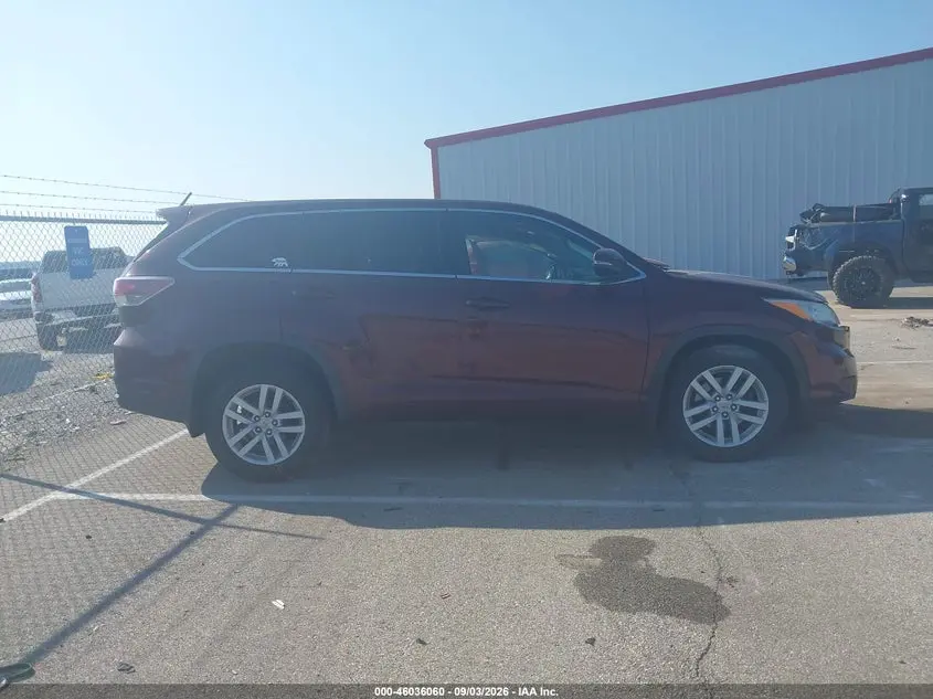 2015 TOYOTA HIGHLANDER LE V6