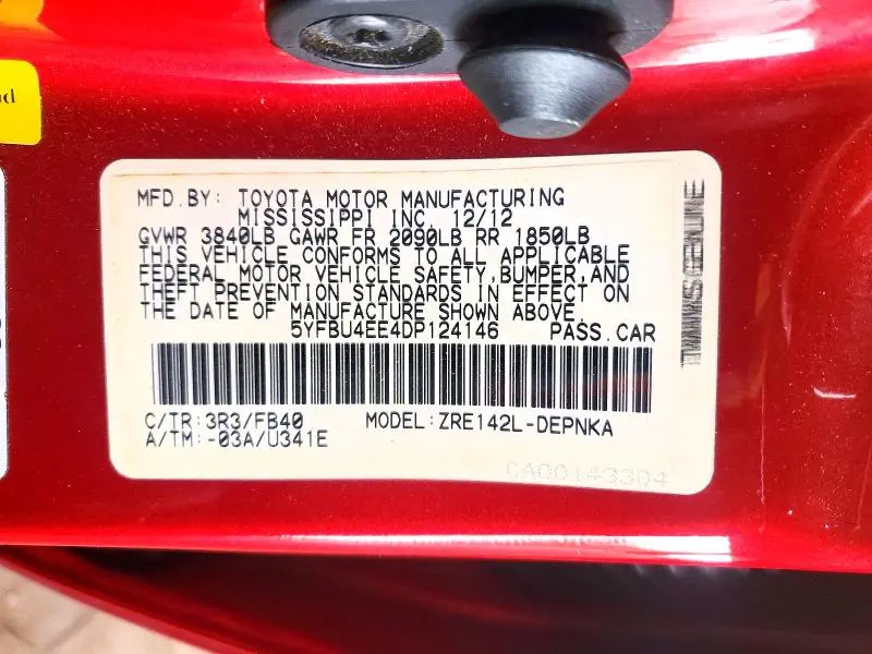 2013 TOYOTA COROLLA LE  