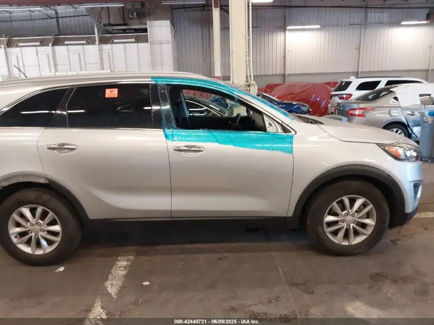 2017 KIA SORENTO 2.4L LX