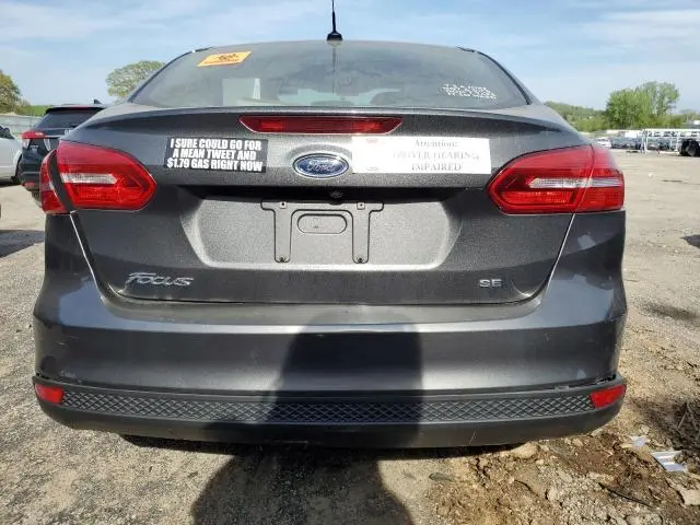 2017 FORD FOCUS SE  