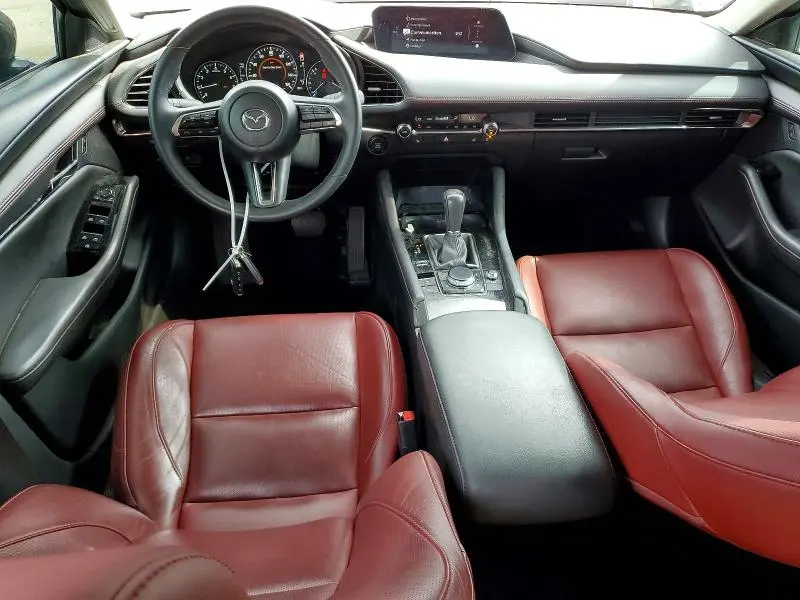 2024 MAZDA 3 PREFERRED  