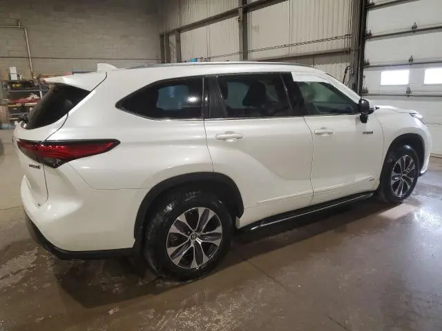 2021 TOYOTA HIGHLANDER HYBRID XLE  