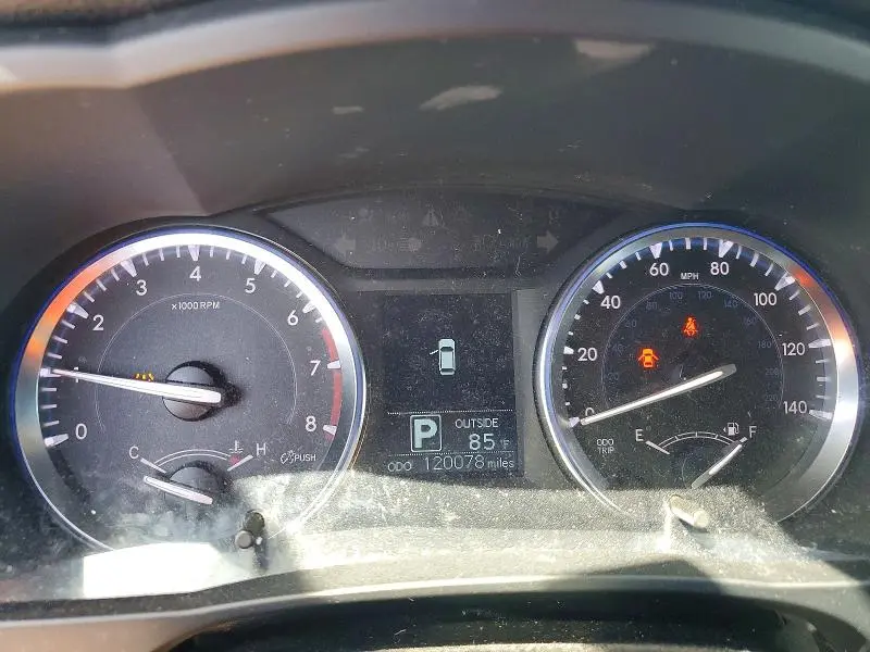 2015 TOYOTA HIGHLANDER LE PLUS  