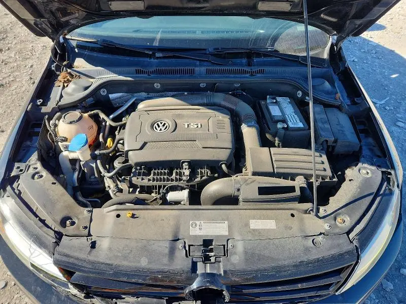 2018 VOLKSWAGEN JETTA SPORT  
