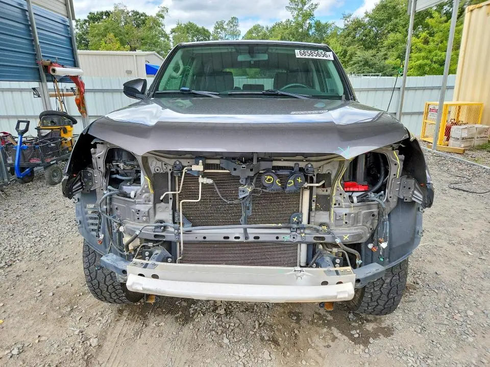 2016 TOYOTA 4RUNNER SR5  