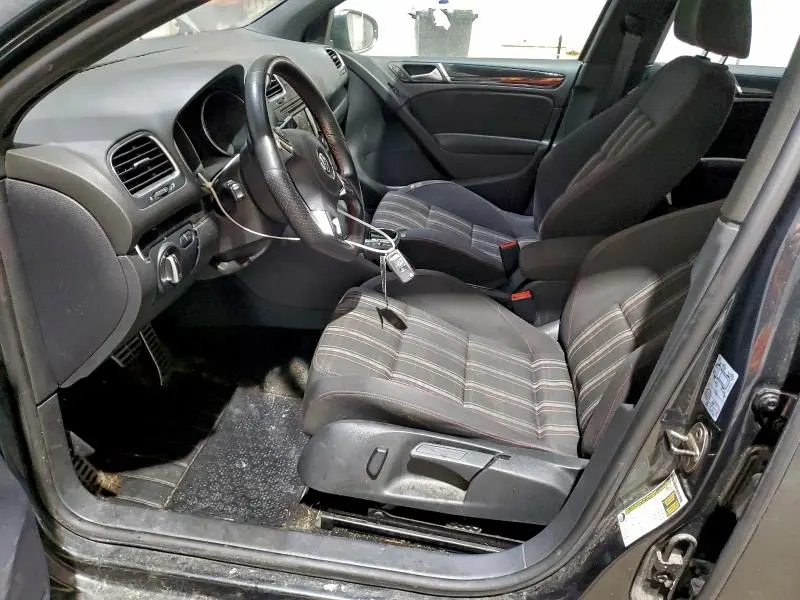2012 VOLKSWAGEN GTI   