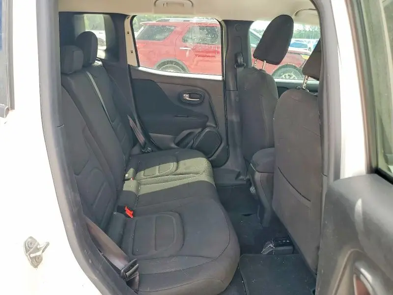 2021 JEEP RENEGADE LATITUDE  