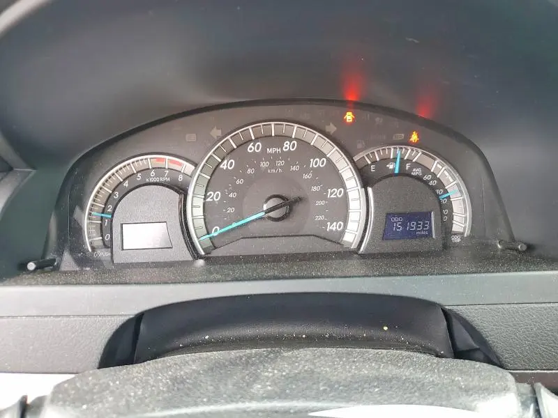 2014 TOYOTA CAMRY SE  