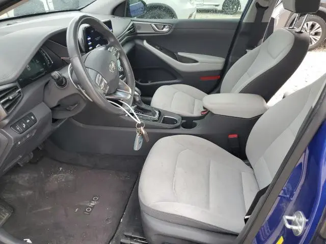2022 HYUNDAI IONIQ SE