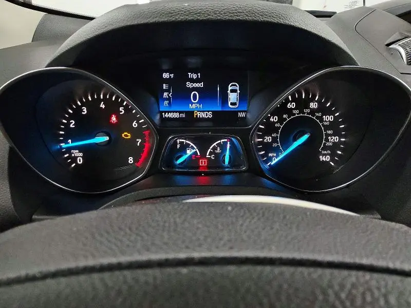 2018 FORD ESCAPE SE  
