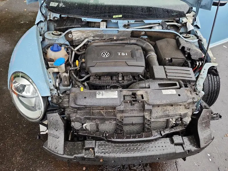 2015 VOLKSWAGEN BEETLE 1.8T  