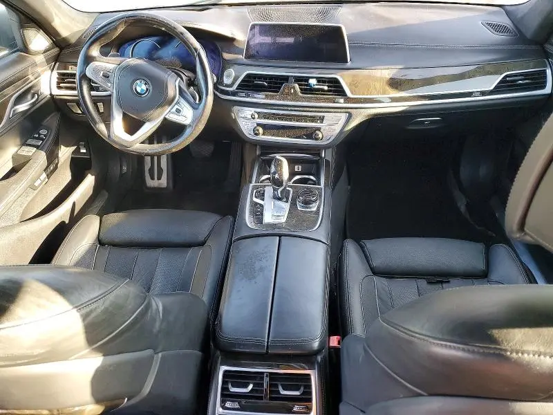2017 BMW 750 XI  