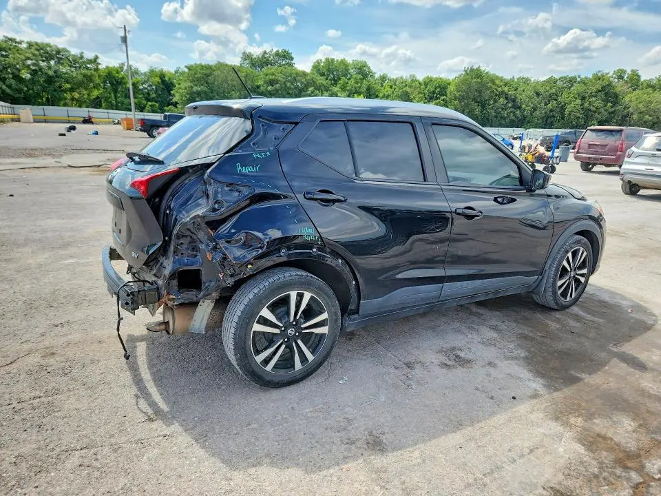 2018 NISSAN KICKS S  