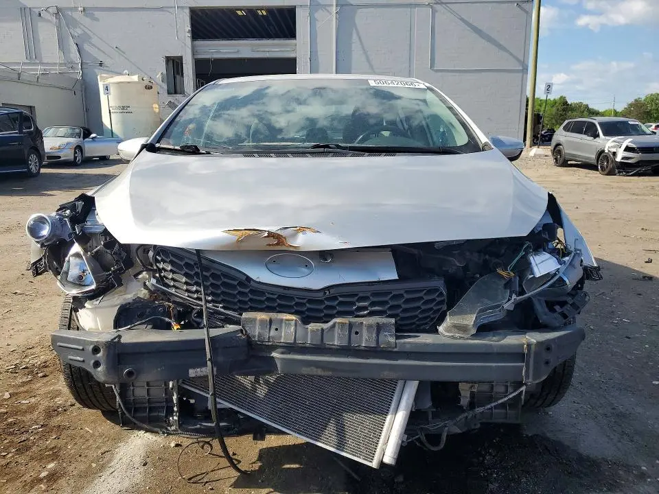 2016 KIA FORTE LX  
