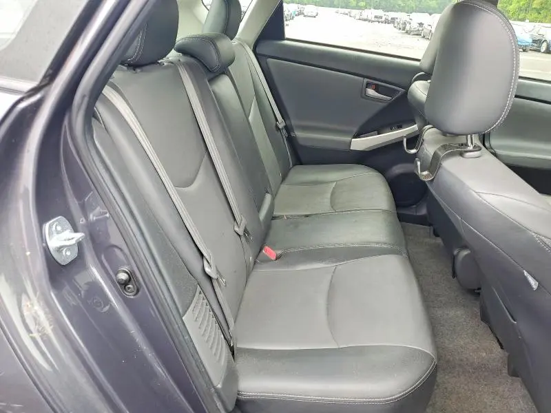 2015 TOYOTA PRIUS FIVE  