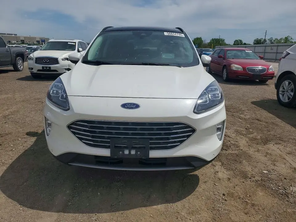 2022 FORD ESCAPE TITANIUM  